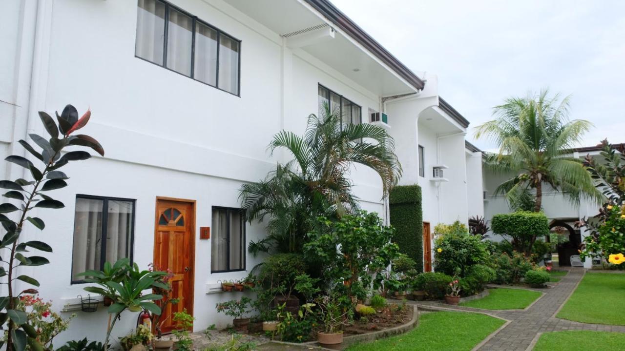 Hotel Red Knight Gardens Davao Exterior foto